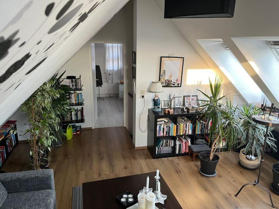 Gemuetliche Wohnung Mitten In Esens Eksteriør bilde